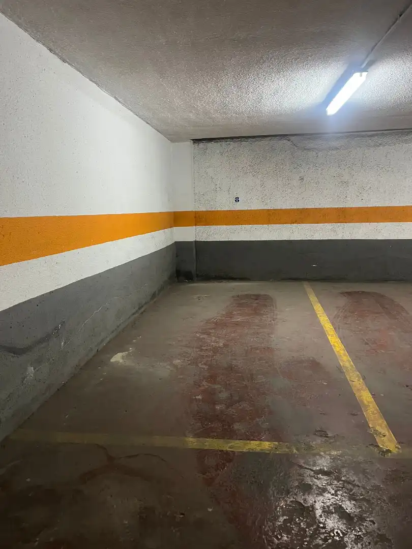 Einzelparkplatz mit Aufzug zum Verkauf in Patraix, imagen 2