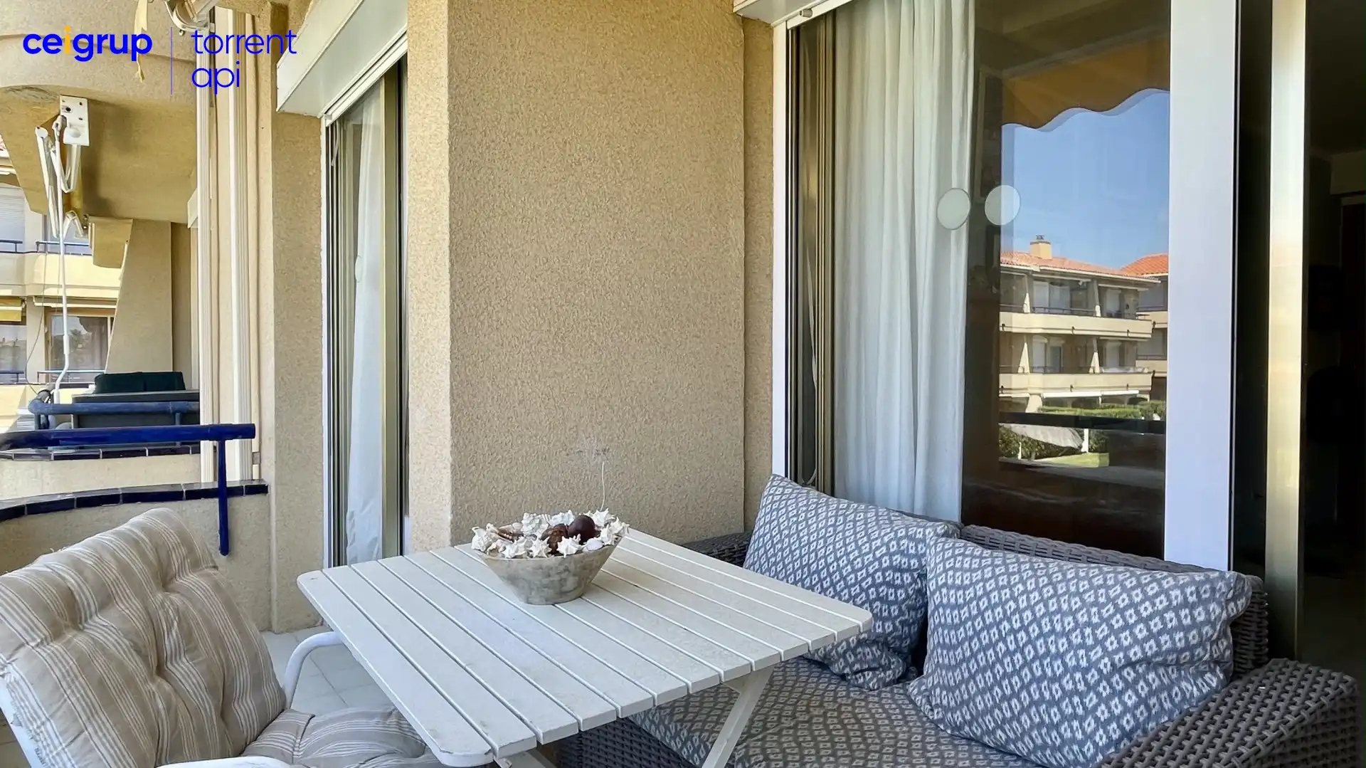 Terraza de Piso en venta en L'Estartit con Terraza, Piscina y Amueblado