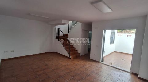 Foto 5 de Casa adosada de alquiler en Francisco Torreblanca Perez, Almogía, Málaga