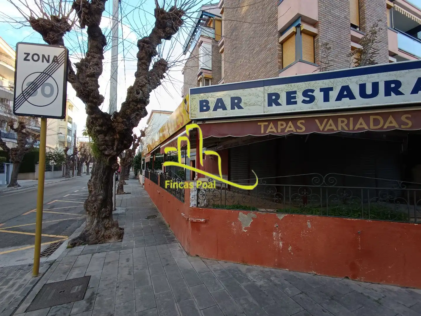 Local en venta en Calafell con Terraza