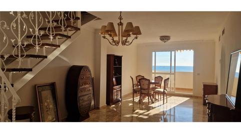 Foto 2 de Àtic en venda a Calle Calle Naciones, Parque de la Paloma, Benalmádena