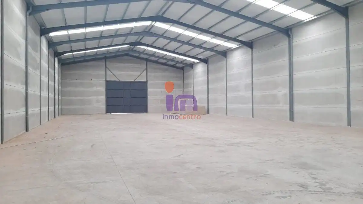 Nau industrial en venda a Valdepeñas