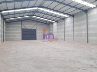 Nau industrial en venda a Valdepeñas