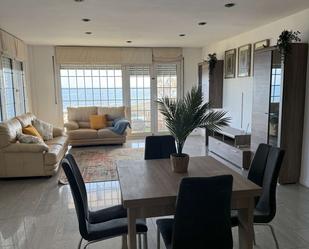 Menjador de Apartament per a compartir en Sant Andreu de Llavaneres amb Aire condicionat, Calefacció i Terrassa