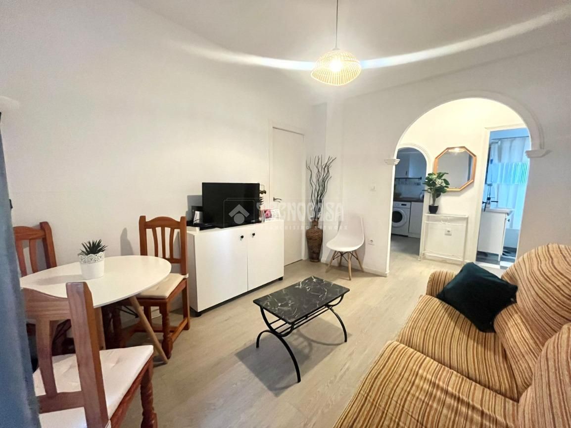 Sala d'estar de Pis en venda en Jerez de la Frontera amb Aire condicionat i Balcó