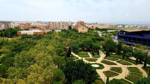 Photo 3 of Flat for rent in Calle de la Beata Genoveva Torres, Sant Llorenç - Zona Alfahuir, Valencia Capital