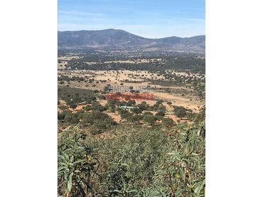 Casa rústica en venda a Cabañas del Castillo