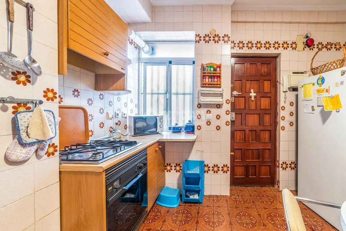 Cocina de Piso en venta en Sevilla con Calefacción y Terraza