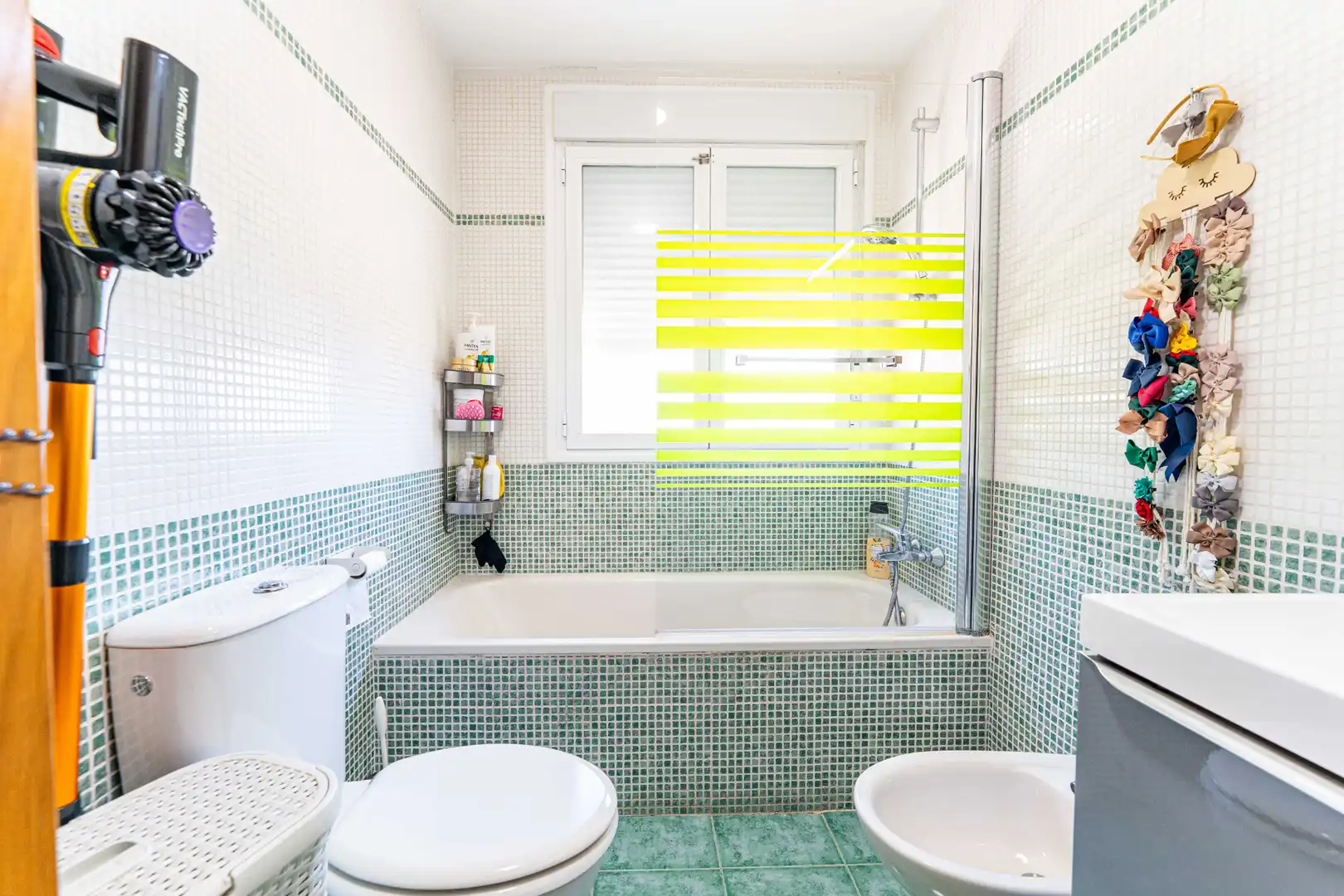 Baño de Casa o chalet en venta en Serranillos del Valle con Aire acondicionado, Calefacción y Jardín privado