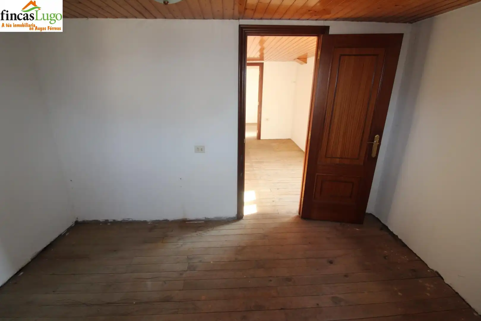 Casa o chalet en venta en Lugo con Jardín privado, Terraza y Trastero