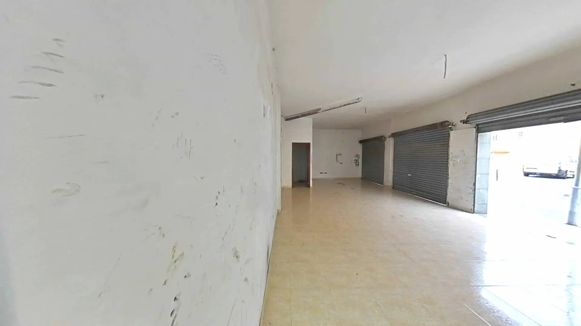 Local comercial en venda a Canovelles, imagen 4