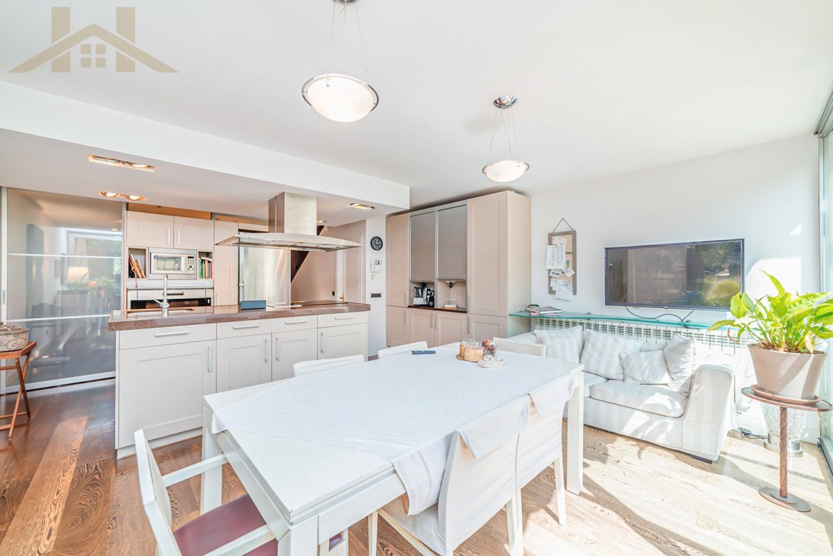 Kitchen of Single-family semi-detached for sale in Tres Cantos  with Air Conditioner, Heating and Private garden