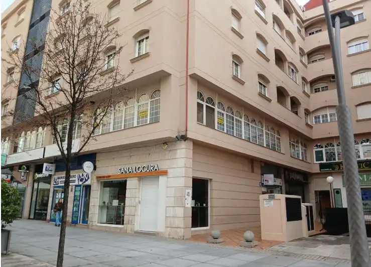 Oficina amb ascensor en venda a Calle San Pedro de Alcántara 7