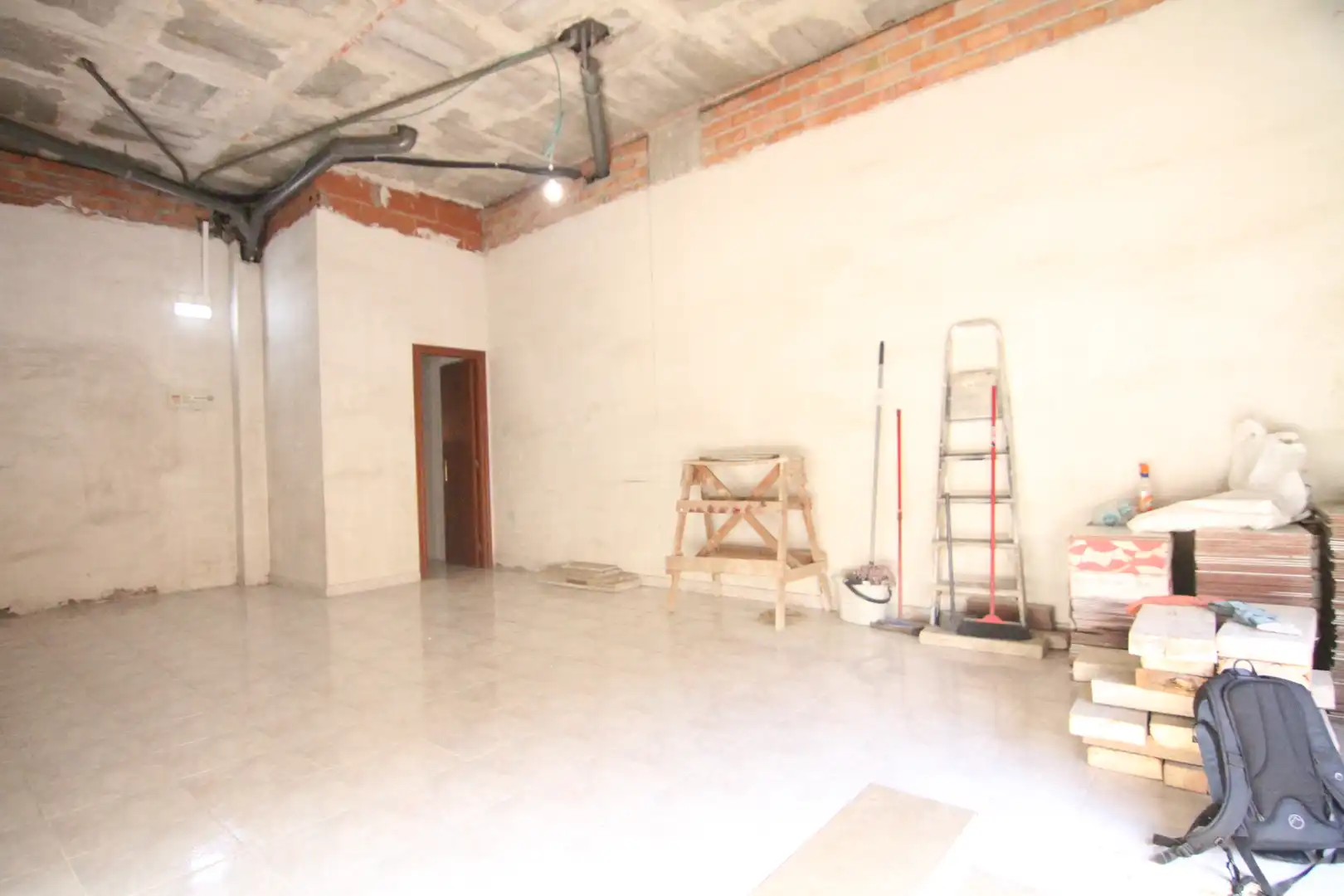 Local comercial de lloguer a Olesa de Montserrat, imagen 2