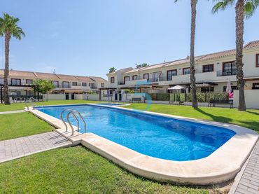 Casa amb piscina en venda a Ciudad Quesada