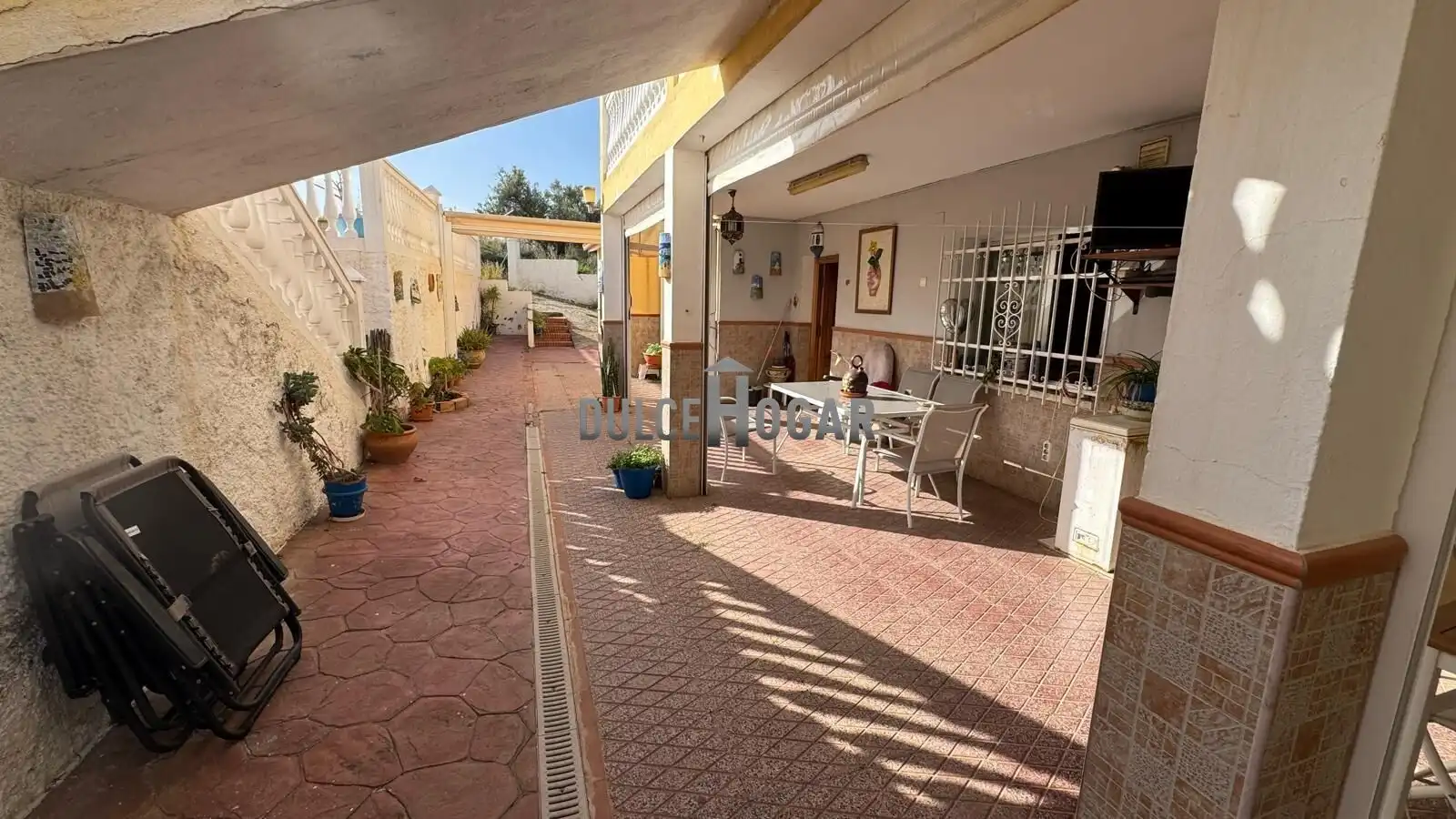 Vista exterior de Casa o chalet en venta en Rincón de la Victoria con Aire acondicionado, Jardín privado y Terraza