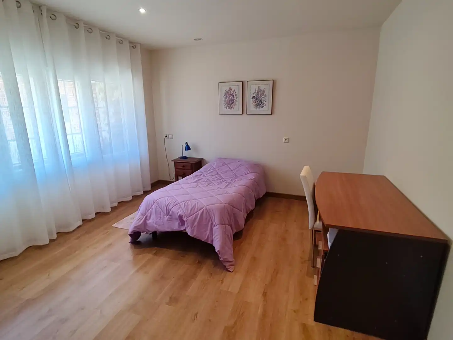 Dormitori de Casa o xalet en venda en El Campillo (Valladolid) amb Calefacció, Moblat i Forn