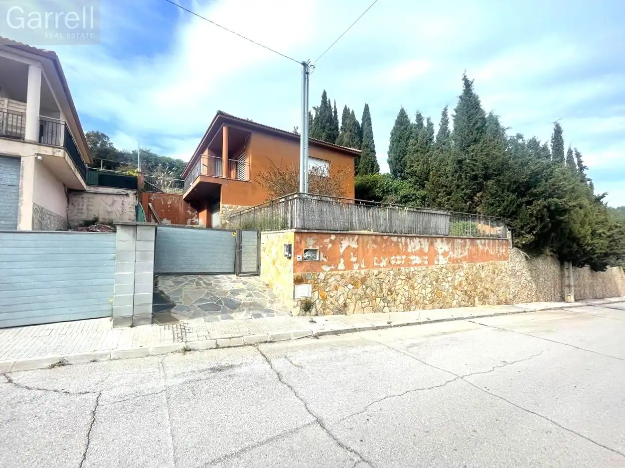 Villa à vendre à carrer JUAN RAMON JIMENEZ
 TORDERA (BARCELONA)