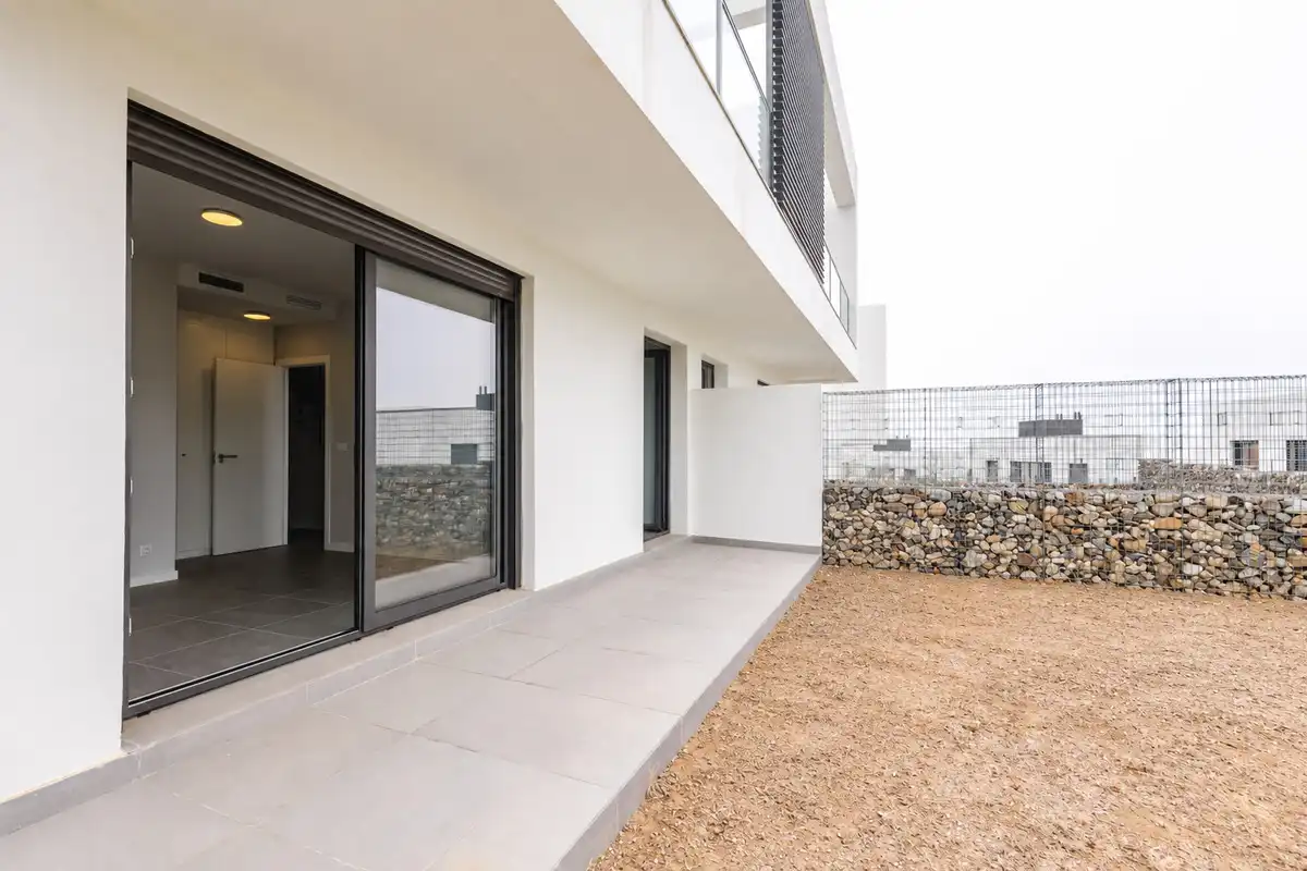 Terraced house with terrace for sale in Calle Pintores De Riviera, imagen 2