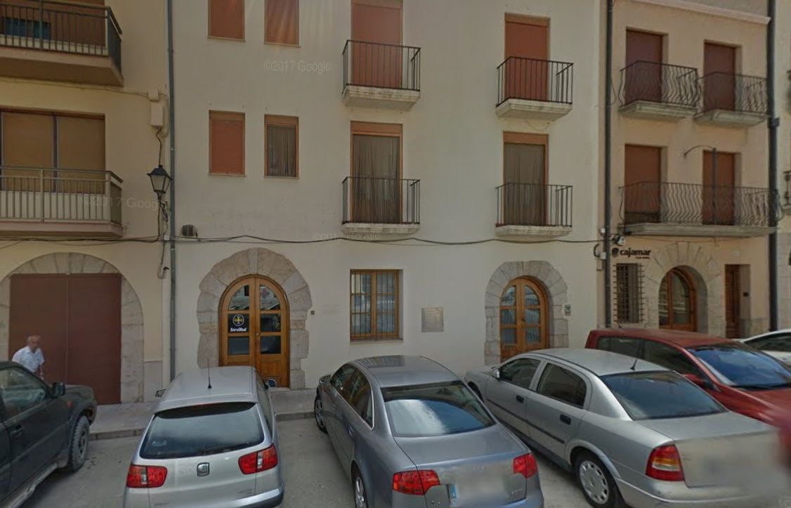 Vista exterior de Local de lloguer en Catí