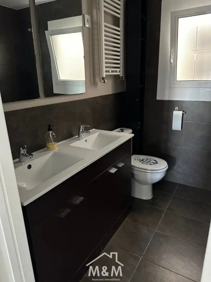 Bathroom of Attic for rent in Castelldefels  with Heating, Terrace and Community pool