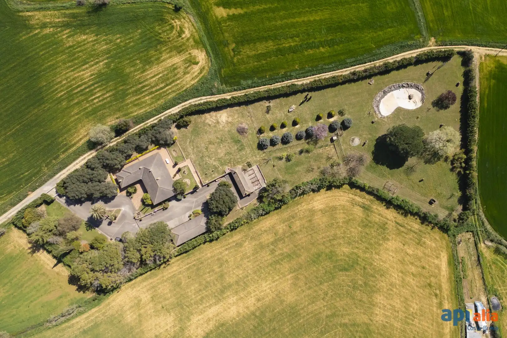 Finca rústica en venta en Cornellà del Terri con Aire acondicionado, Calefacción y Terraza