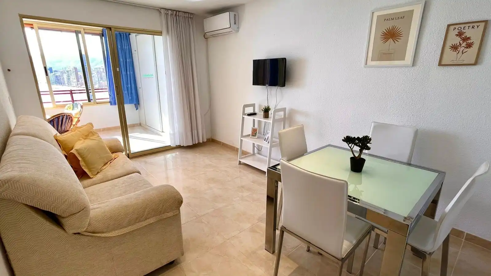 Mini appartamento con terrazza in affitto a Rincón de Loix, imagen 7