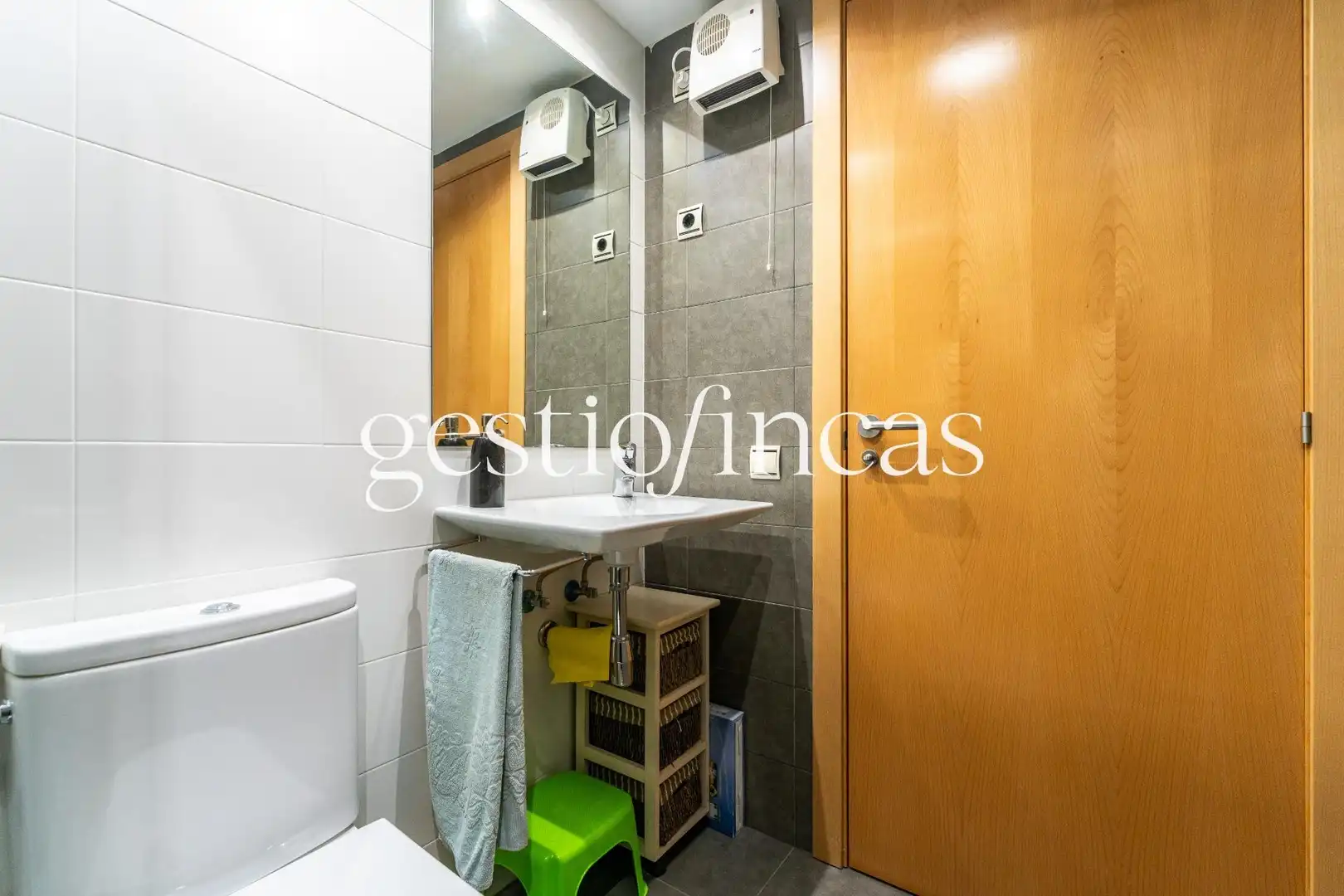 Badezimmer von Wohnung zum Verkauf in Cambrils mit Heizung, Terrasse und Abstellraum