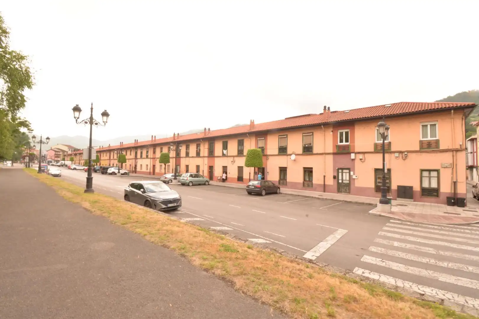 Vista exterior de Piso en venta en Oviedo  con Calefacción