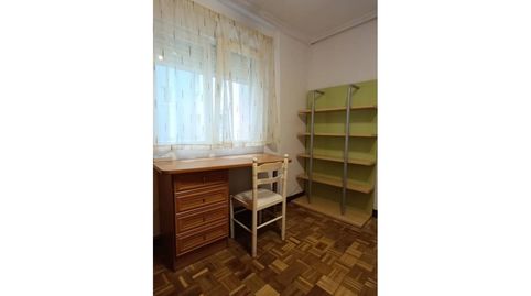 Photo 2 of Flat for rent in Calle Emperador, San Pedro de la Fuente, Burgos Capital