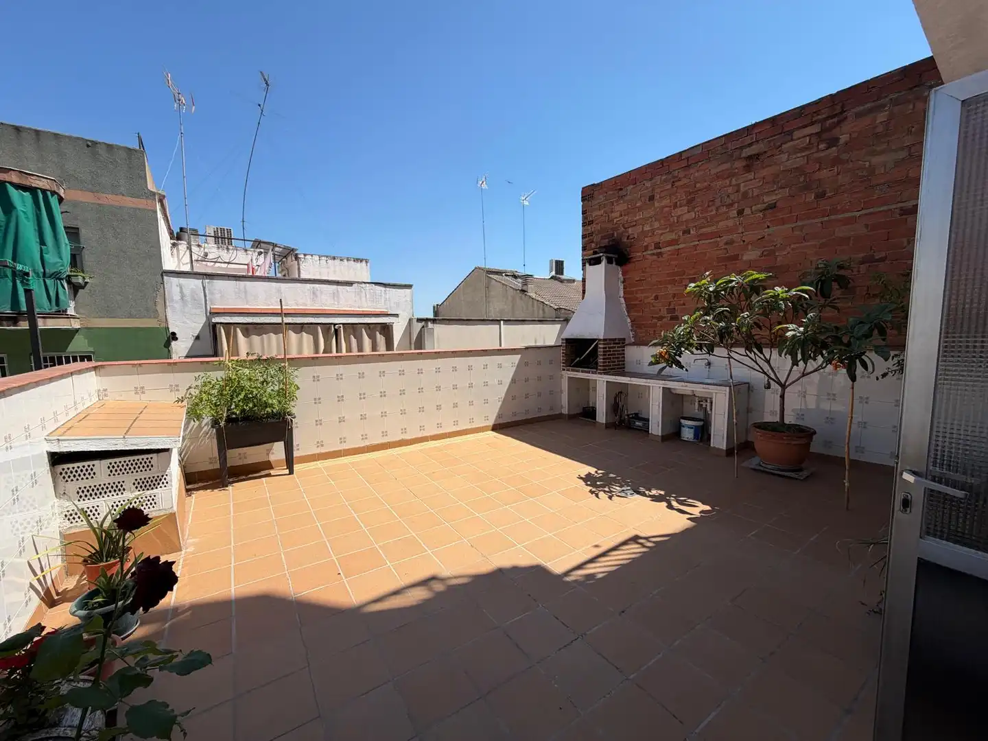 Adossat amb terrassa en venda a Santa Perpètua de Mogoda