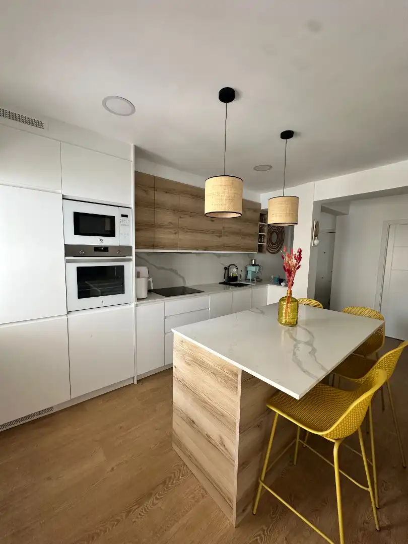 Piso con ascensor en venta en Avenida de Emilio Romero 4, imagen 4
