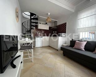 Sala d'estar de Apartament de lloguer en Sitges amb Aire condicionat i Calefacció