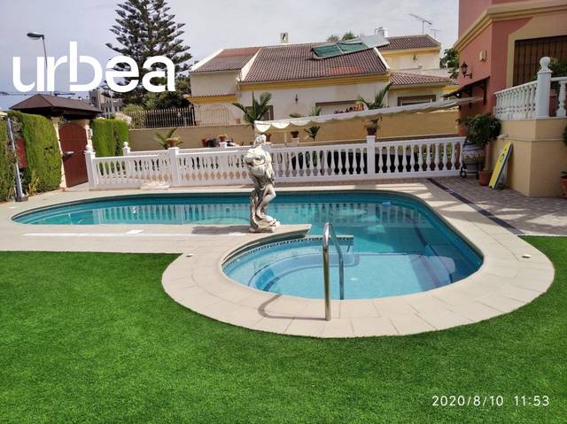 Casa-chalet en Venta en Los Álamos