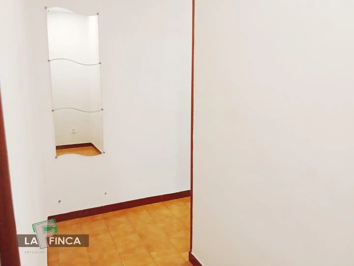 Pis de lloguer en Oviedo  amb Calefacció, Parquet i Terrassa