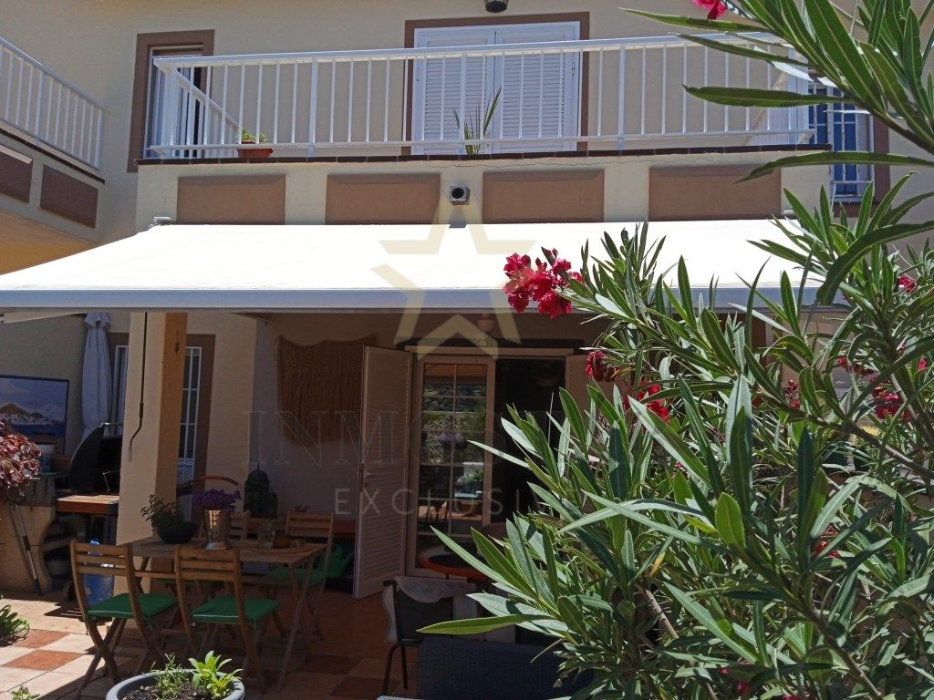 Terrassa de Casa adosada en venda en Arona amb Jardí privat i Piscina comunitària