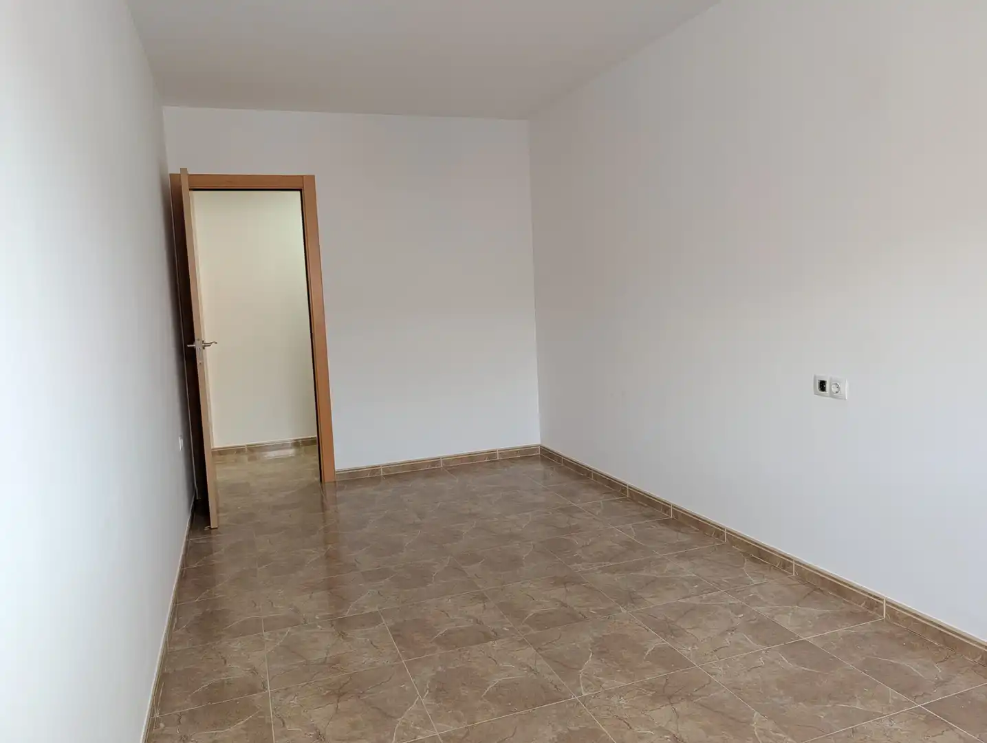 Habitación de Piso en venta en Moncofa con Horno, Lavadora y Balcón
