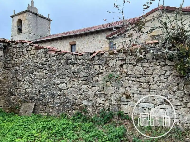 Houses for sale in Valderredible