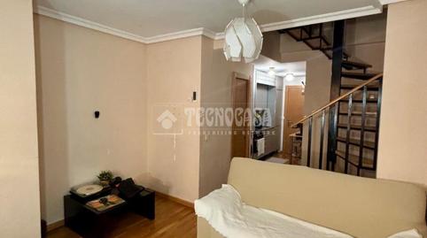 Foto 2 de Dúplex en venta en Calle Ntra. Sra. de la Torre, Casco Histórico de Vallecas,  Madrid Capital