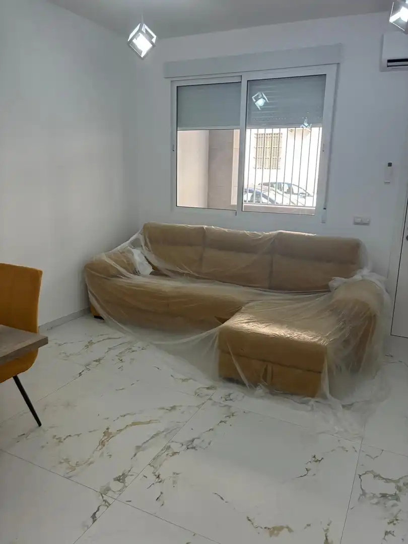 Sala d'estar de Planta baixa en venda en Elche / Elx amb Aire condicionat i Moblat