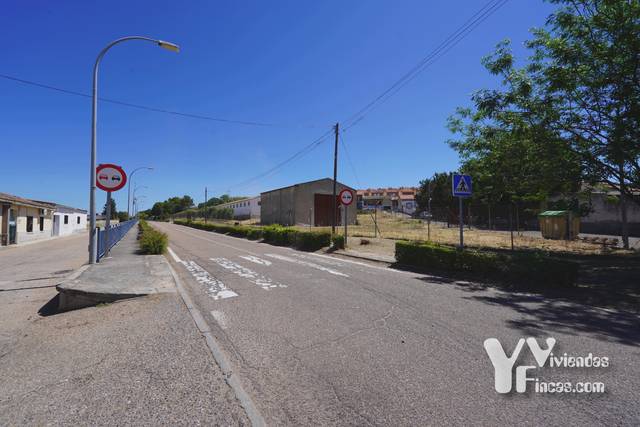 Terreno residencial en Venta en Calle Calvario, 2 en Otero