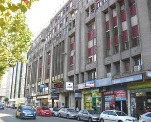 Vista exterior de Oficina en venda en Santander