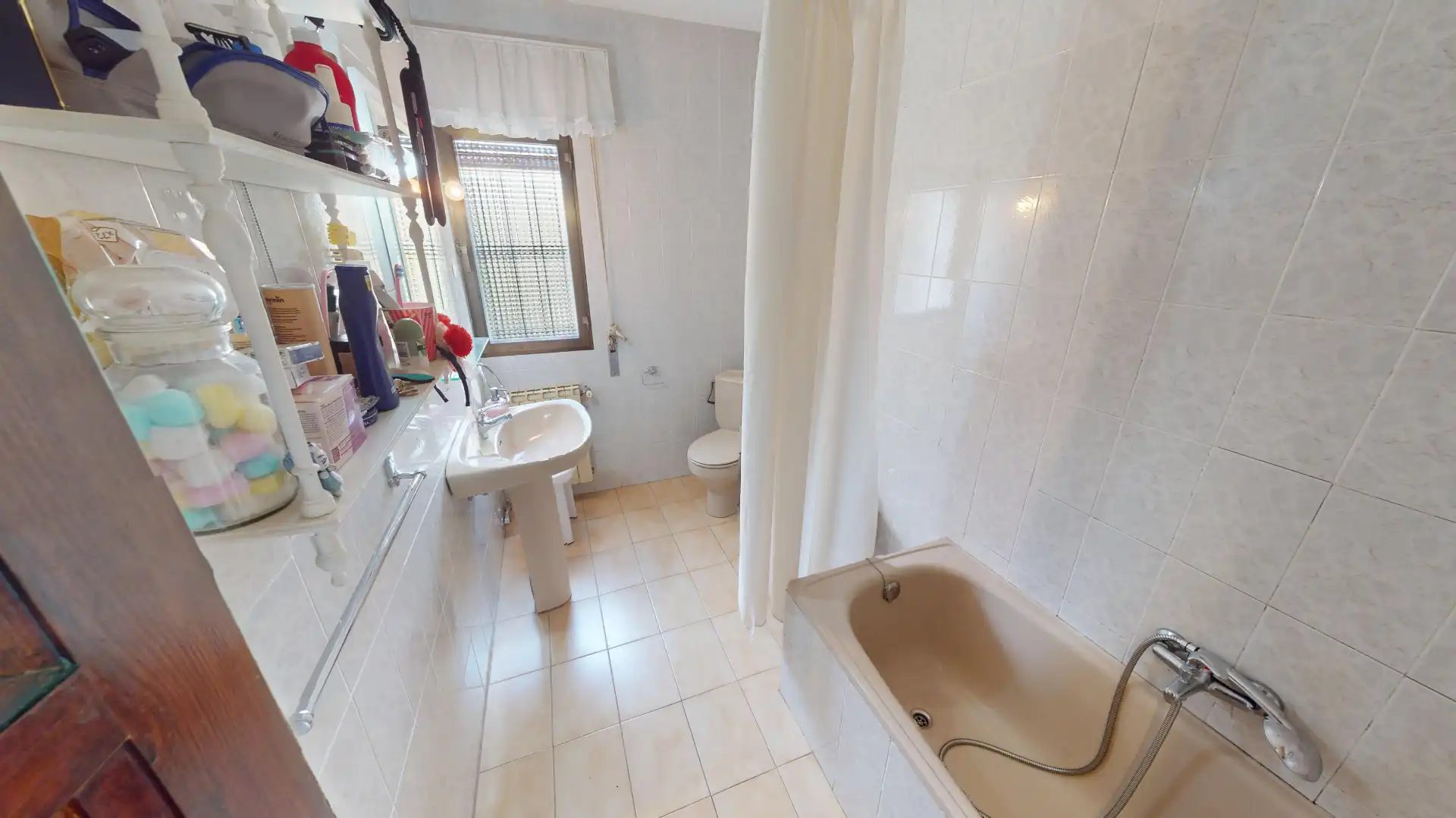 Baño de Casa o chalet en venta en Robledo de Chavela con Calefacción, Jardín privado y Terraza