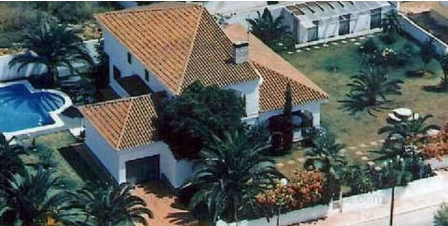 Casa o xalet en venda a  L" ASCLE, 18, Corinto - Almarda, Sagunto / Sagunt