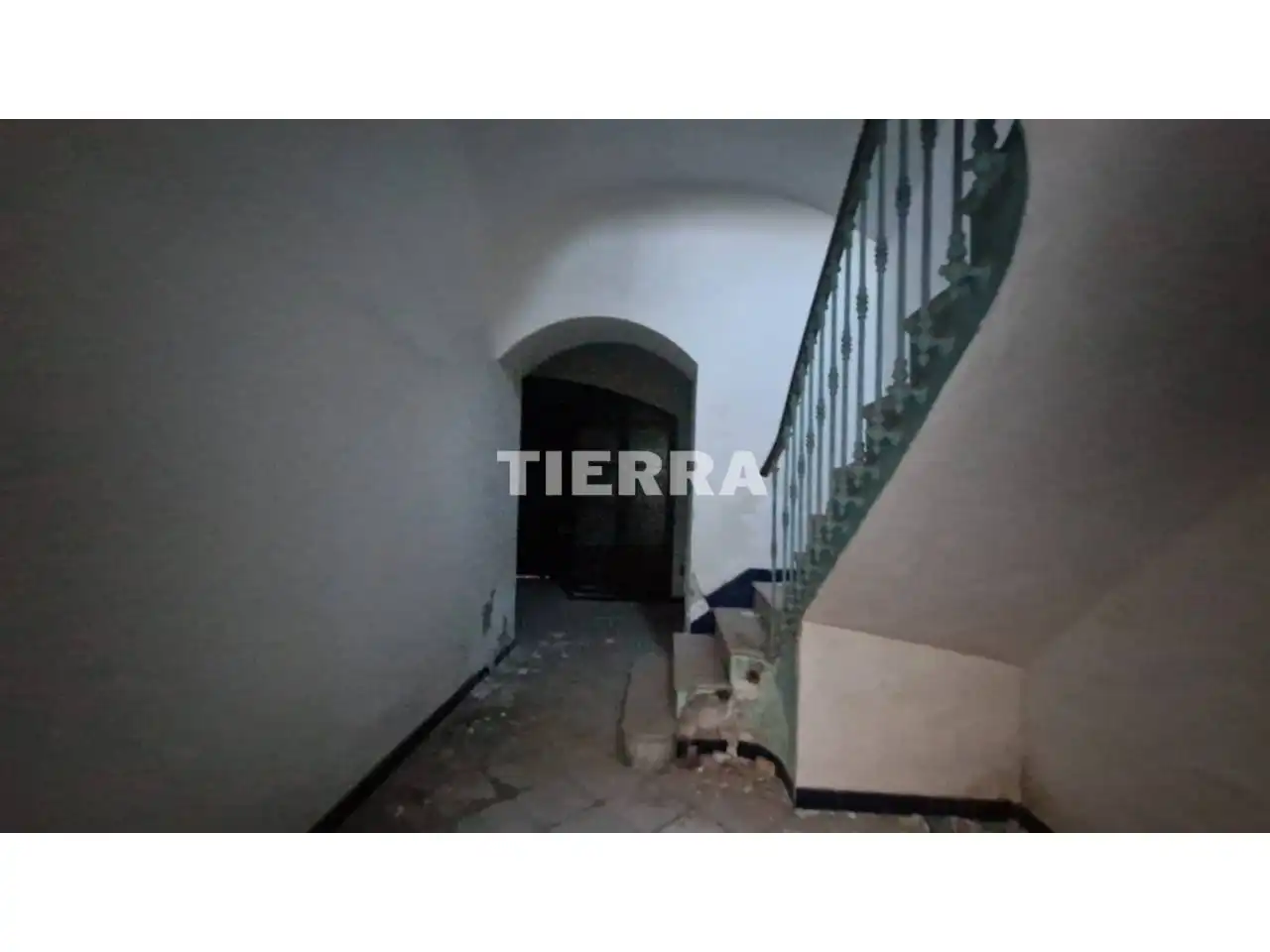 Casa adosada en venda en Mula