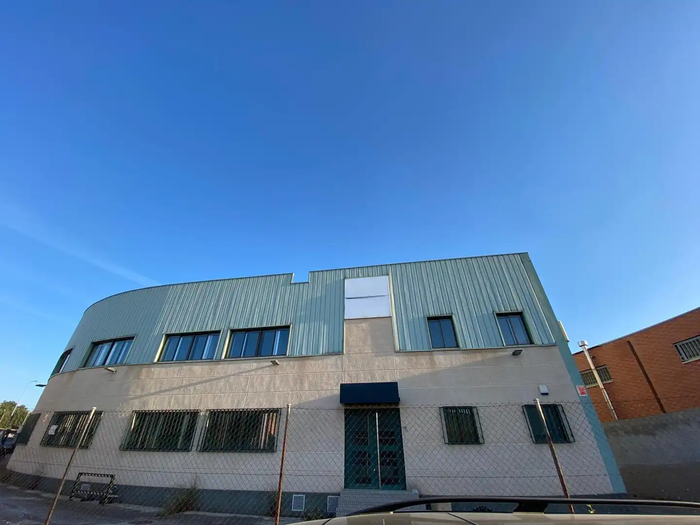 Vista exterior de Nave industrial en venta en Torres de la Alameda