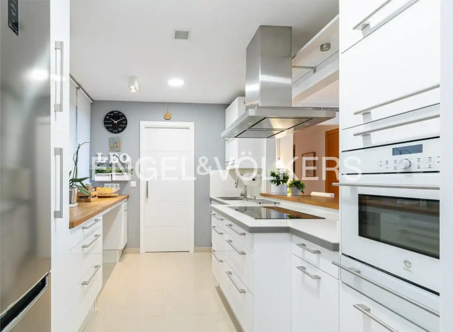 Kitchen of Flat for rent in Majadahonda  with Air Conditioner, Heating and Private garden