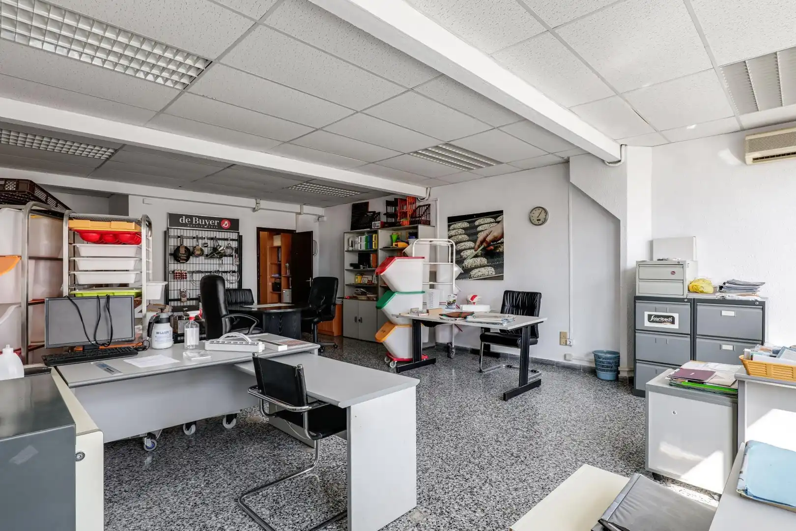 Office for sale in Barcelona  with Heating