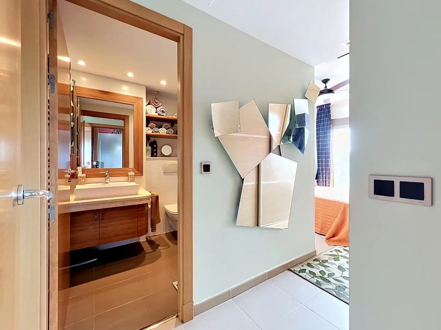 Baño de Piso en venta en Almería con Aire acondicionado, Calefacción y Terraza