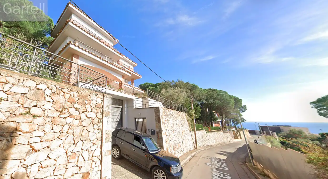 Chalet con piscina en venta en Carrer Garbí, imagen 2